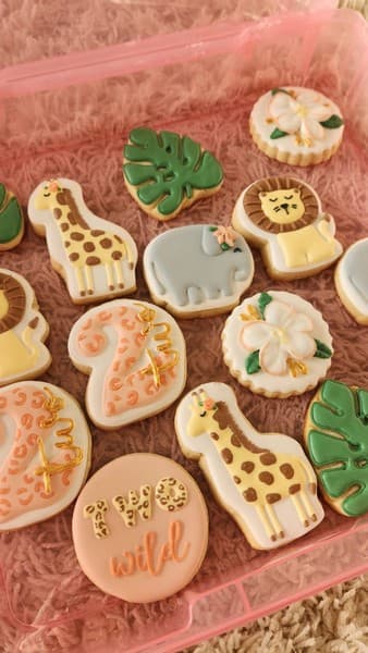animal themed cookies